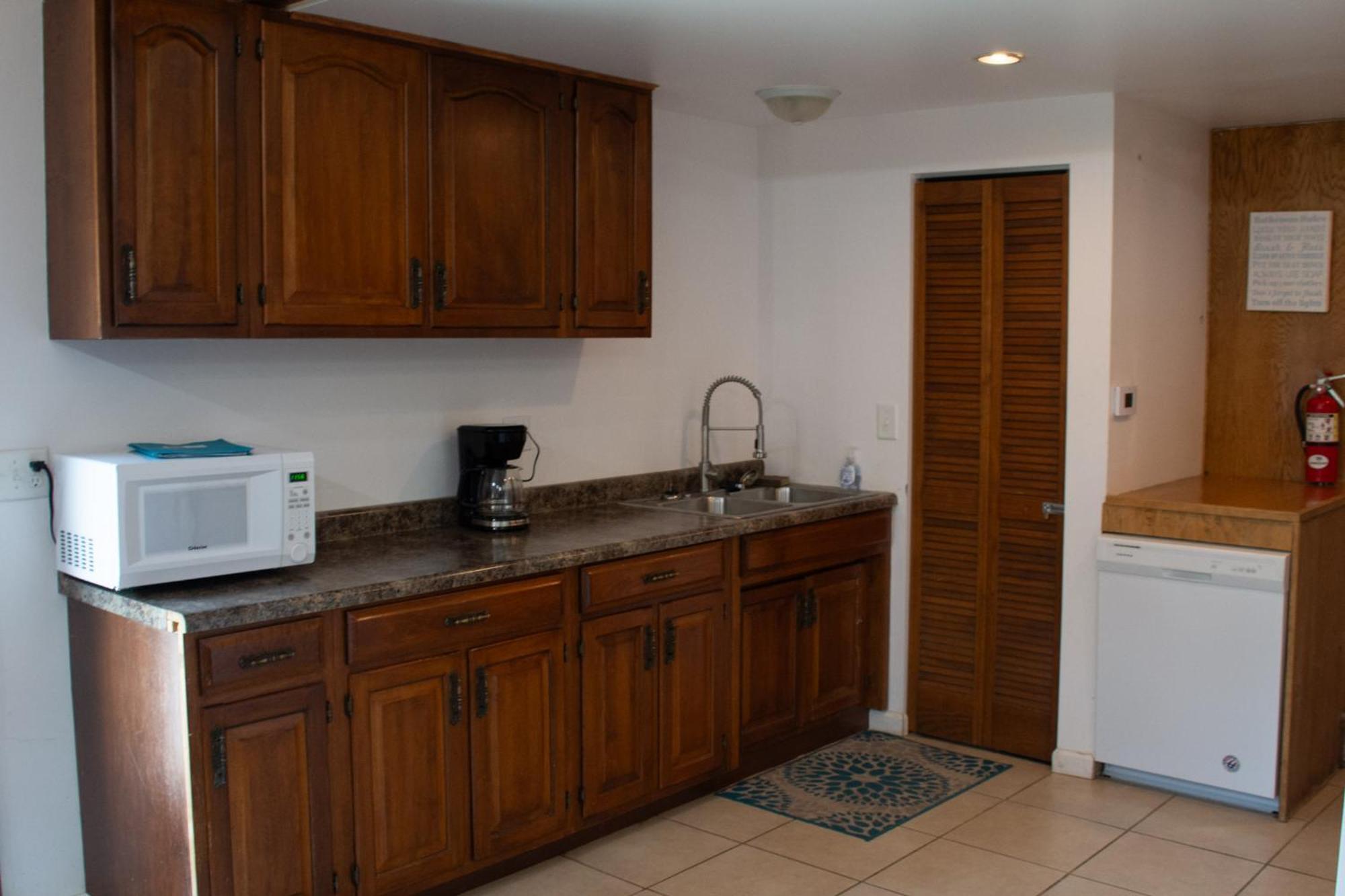 Cozy Home Lake Huron With Loft 2 Bedroom 1 Bathroom Au Gres Habitación foto